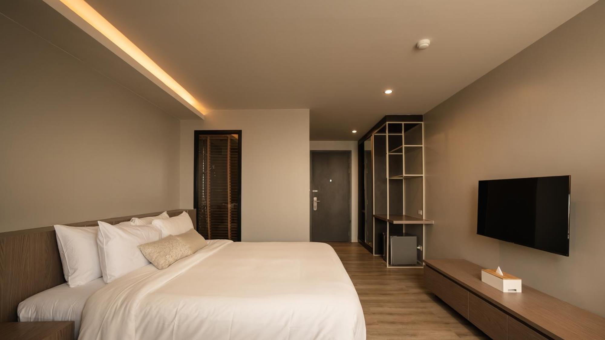 The Rise Suites Hotel, Chiang Mai - Sha Extra Plus Extérieur photo